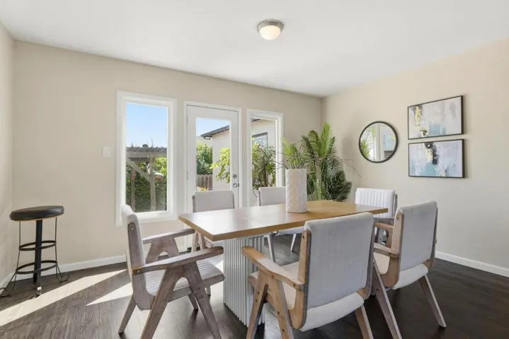 1753 Alameda De Las Pulgas, San Carlos, California 94070