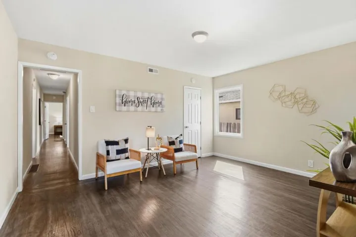 1753 Alameda De Las Pulgas, San Carlos, California 94070