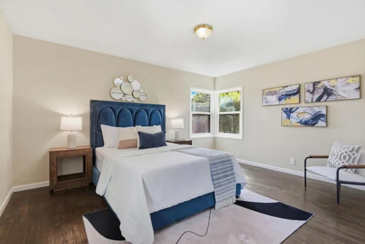 1753 Alameda De Las Pulgas, San Carlos, California 94070