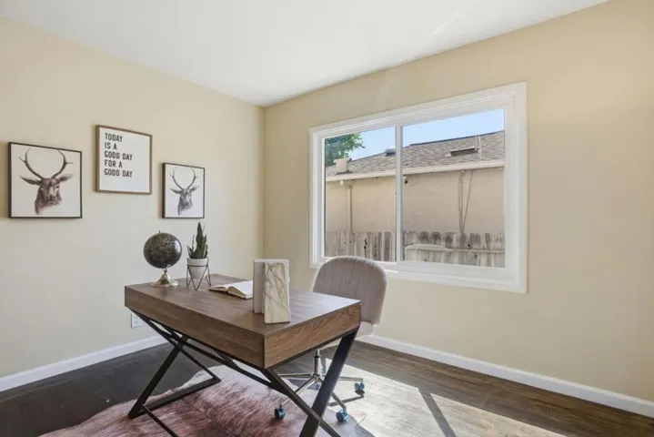 1753 Alameda De Las Pulgas, San Carlos, California 94070
