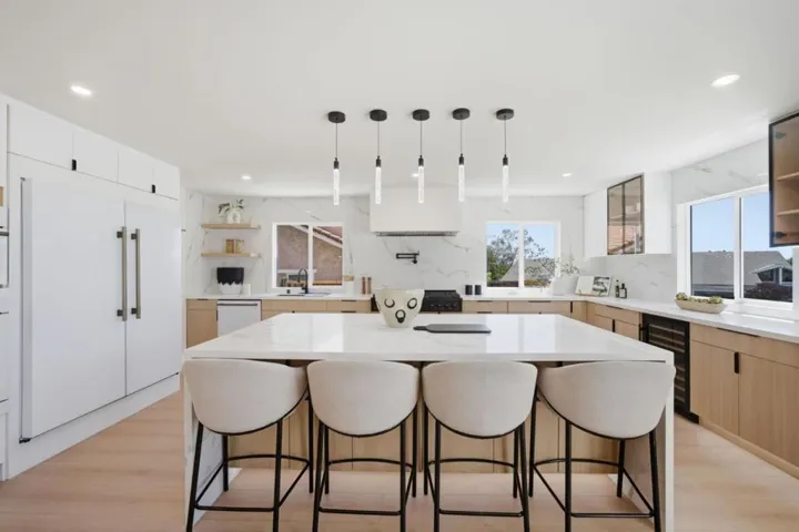 1440 Kring Way, Los Altos, California 94024