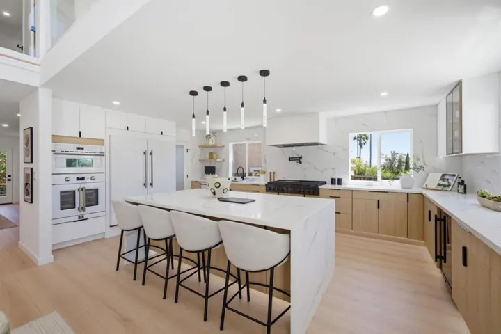 1440 Kring Way, Los Altos, California 94024