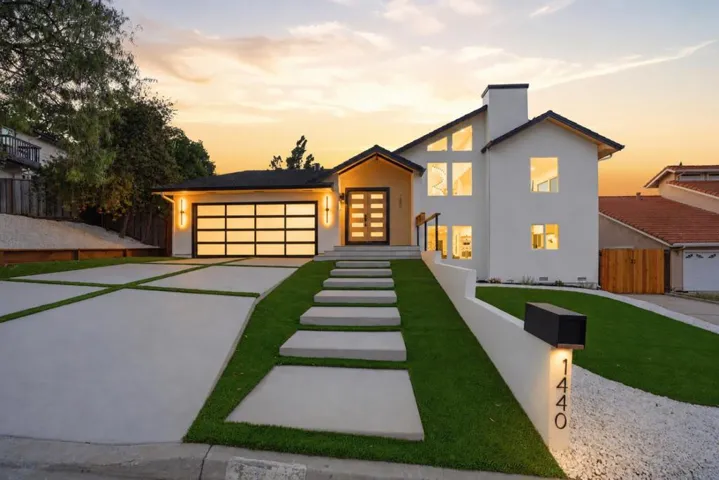 1440 Kring Way, Los Altos, California 94024
