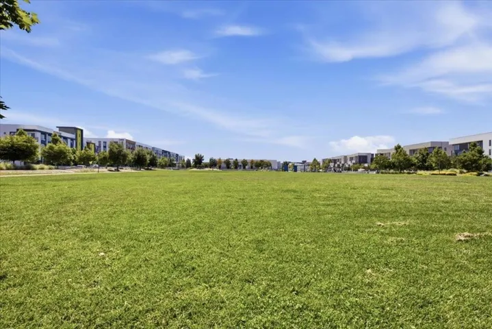 3512 Vision 416, Fremont, California 94538