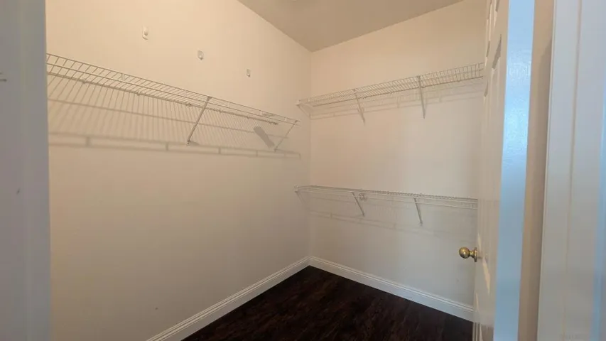 Walk-in Closet