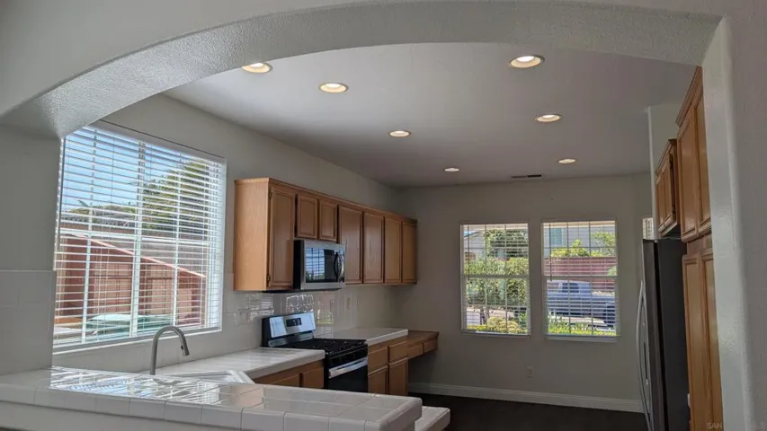 5170 Cobalt Way, Oceanside, California 92057