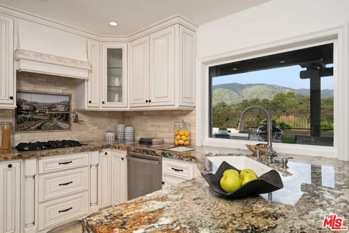 6497 Country Club Drive, La Verne, California 91750