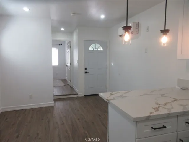 13343 Herron, Los Angeles, California 91342