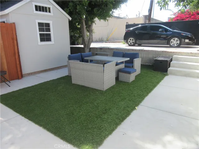13343 Herron, Los Angeles, California 91342
