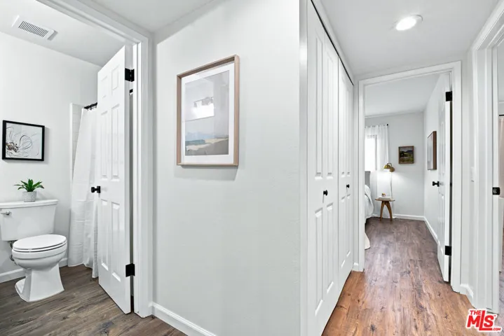 21811 Saticoy Street 23, Los Angeles, California 91304