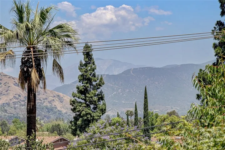 832 N Oceanbluff Avenue, San Dimas, California 91773
