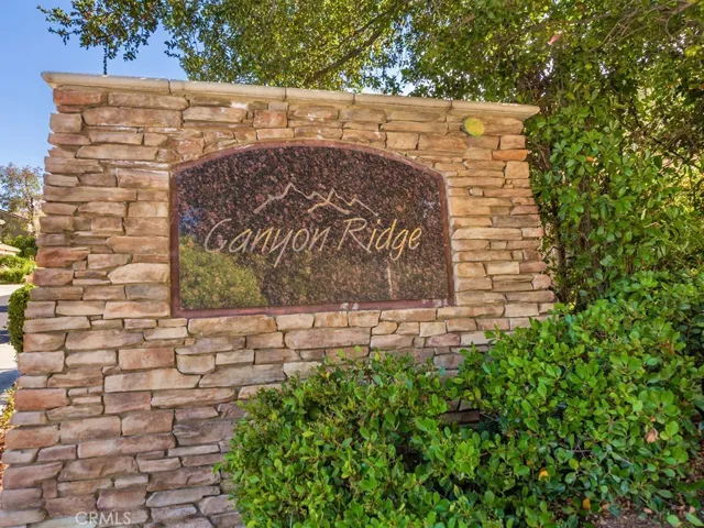 28408 Hidden Hills Drive, Saugus, California 91390