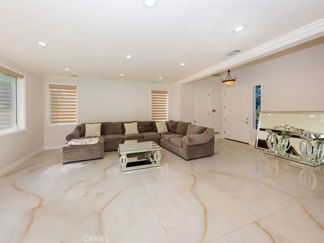 28408 Hidden Hills Drive, Saugus, California 91390