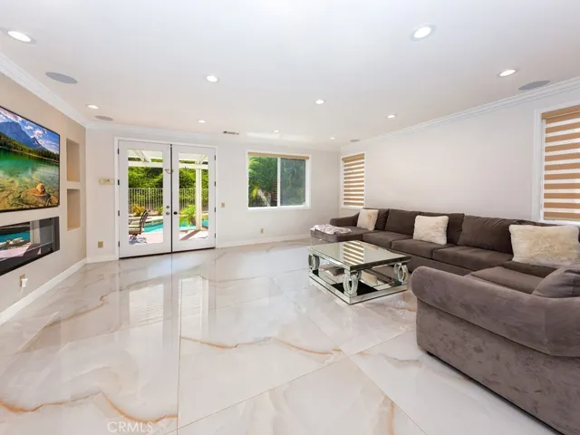 28408 Hidden Hills Drive, Saugus, California 91390