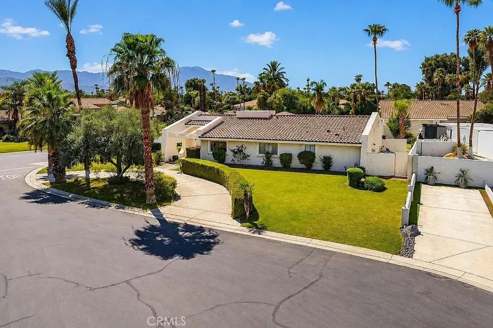 79070 Barwick, Bermuda Dunes, California 92203