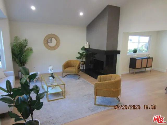 2615 Woodstock Lane, Burbank, California 91504