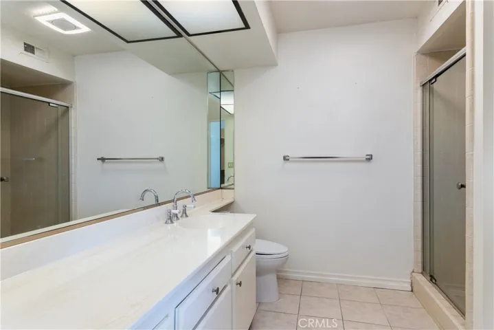 12416 Magnolia Boulevard 9, Valley Village, California 91607