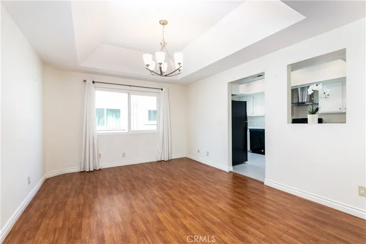 12416 Magnolia Boulevard 9, Valley Village, California 91607