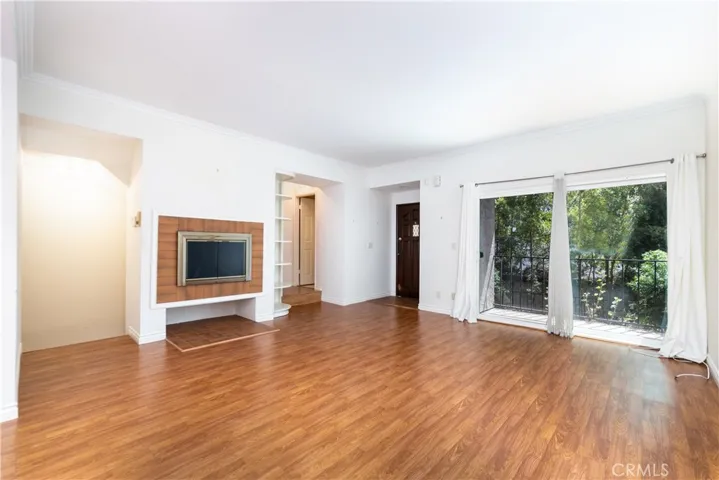 12416 Magnolia Boulevard 9, Valley Village, California 91607
