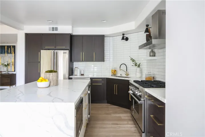 15 Bay Cove Lane 65, Newport Beach, California 92660
