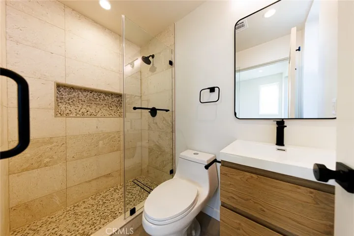 5933 Comey Avenue 1, Los Angeles, California 90034