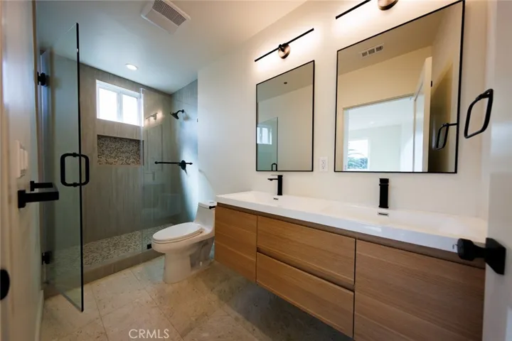 5933 Comey Avenue 1, Los Angeles, California 90034