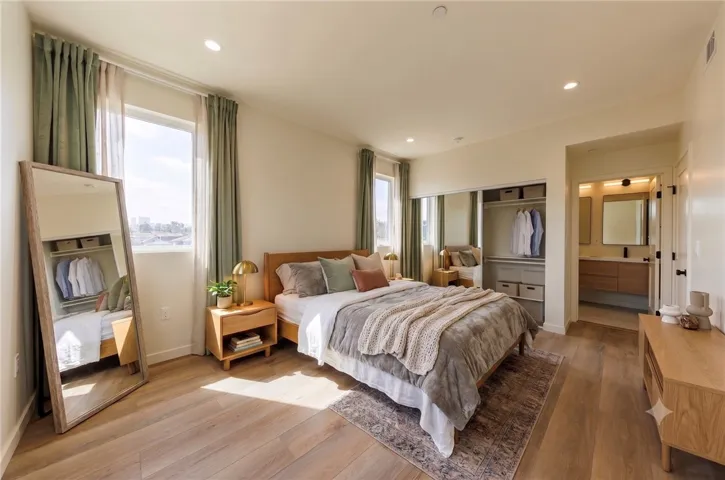5933 Comey Avenue 1, Los Angeles, California 90034
