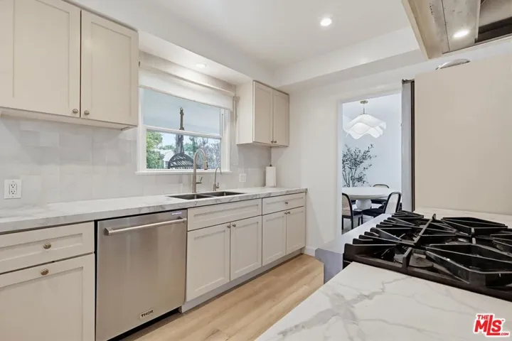 12836 Waddell Street, Valley Village, California 91607