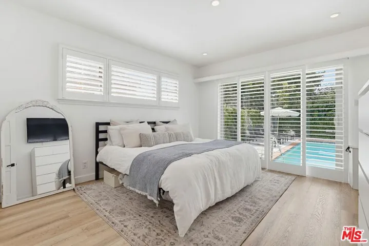 12836 Waddell Street, Valley Village, California 91607