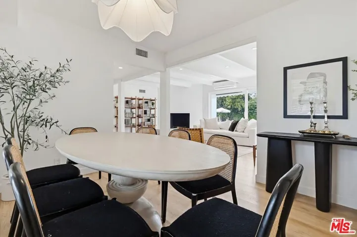 12836 Waddell Street, Valley Village, California 91607