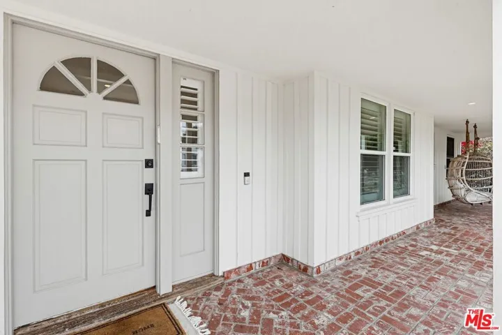 12836 Waddell Street, Valley Village, California 91607