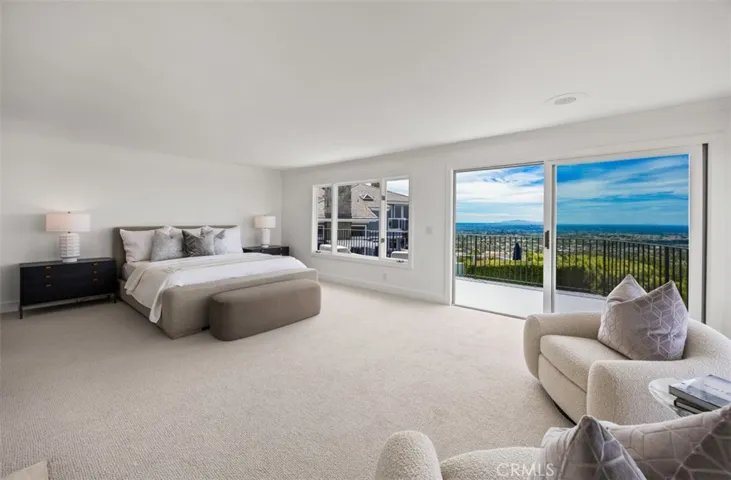 17 Napoli, Newport Beach, California 92660