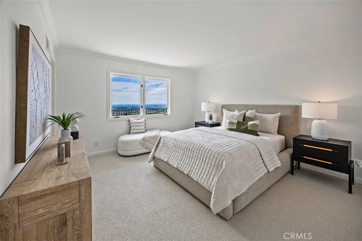 17 Napoli, Newport Beach, California 92660