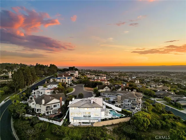 17 Napoli, Newport Beach, California 92660