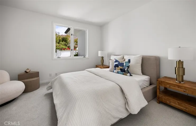 17 Napoli, Newport Beach, California 92660