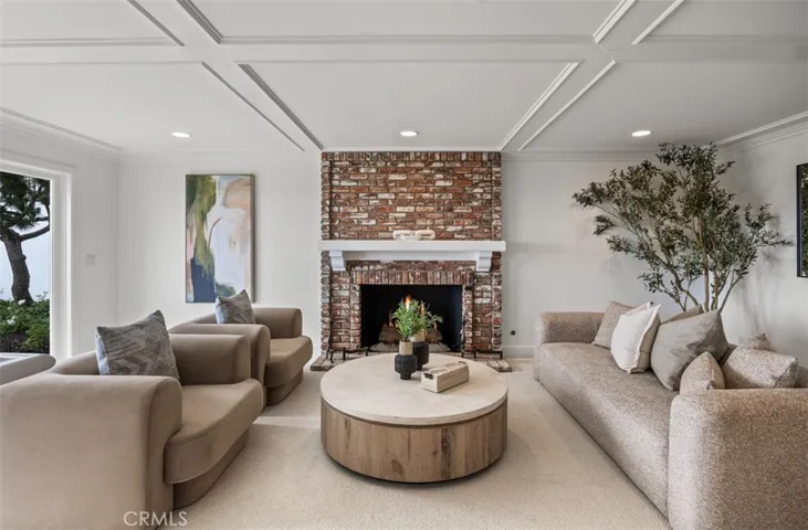 17 Napoli, Newport Beach, California 92660