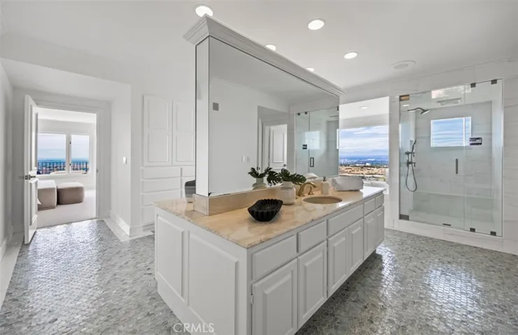 17 Napoli, Newport Beach, California 92660