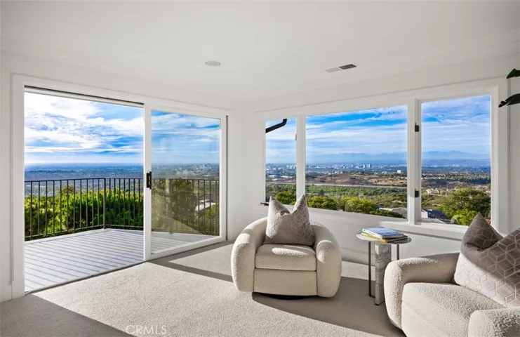 17 Napoli, Newport Beach, California 92660