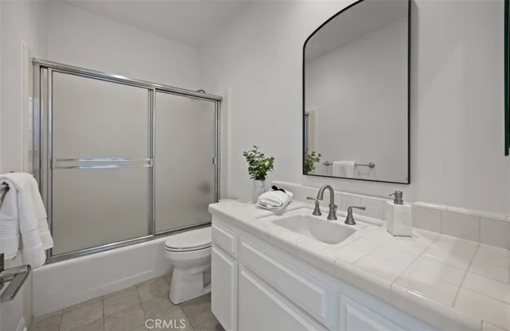 17 Napoli, Newport Beach, California 92660