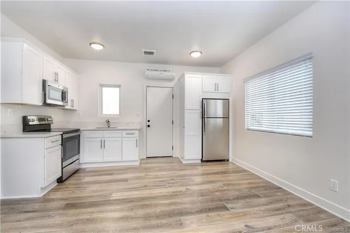 375 Termino Avenue C, Long Beach, California 90814