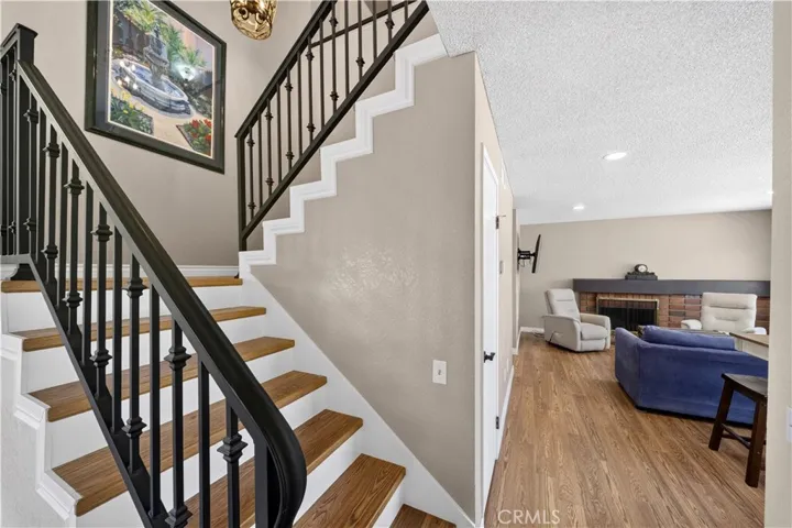 990 Queensdale Ave, Corona, California 92878