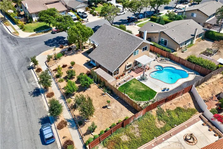 990 Queensdale Ave, Corona, California 92878