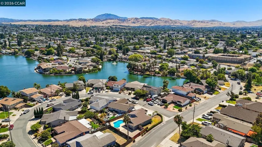 1 N Lake Cir, Antioch, California 94509
