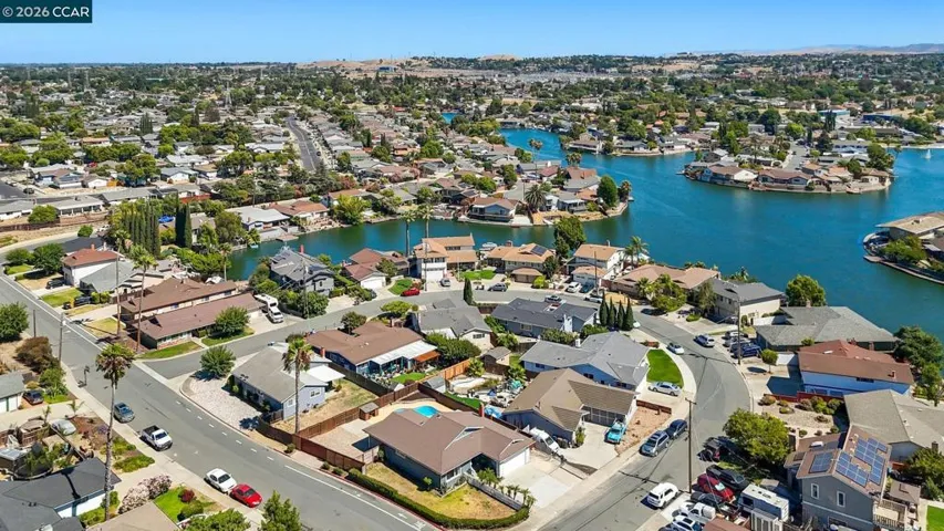 1 N Lake Cir, Antioch, California 94509