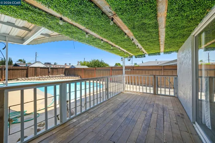 1 N Lake Cir, Antioch, California 94509
