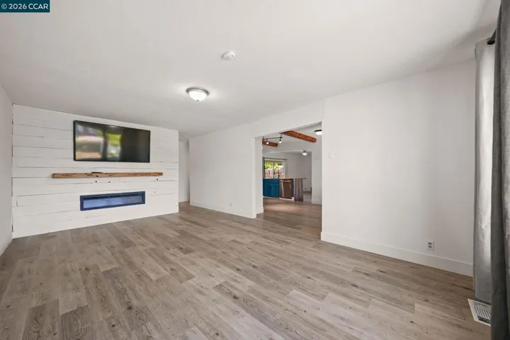 1 N Lake Cir, Antioch, California 94509