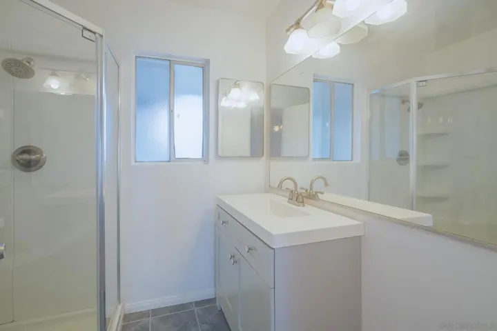 6837 Forum St, San Diego, California 92111