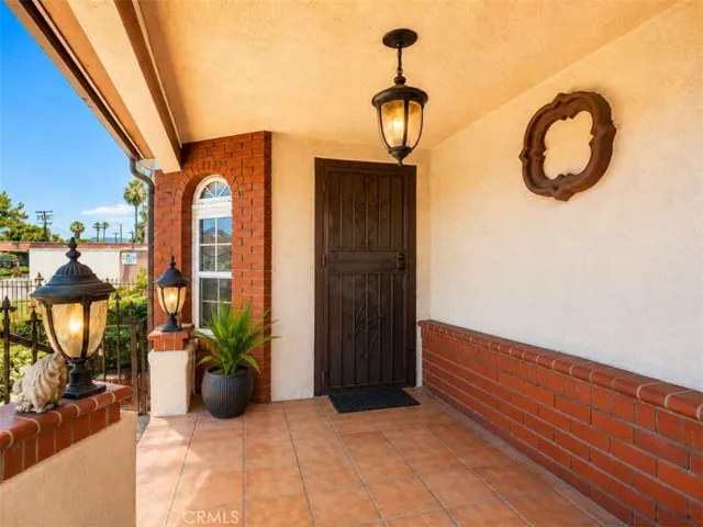 606 N Park, Pomona, California 91768