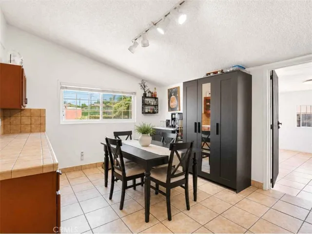 606 N Park, Pomona, California 91768