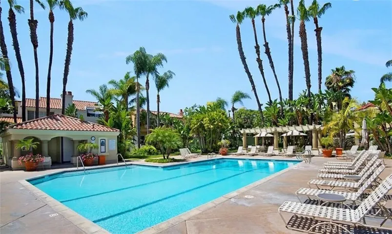 3142 Corte Hermosa, Newport Beach, California 92660